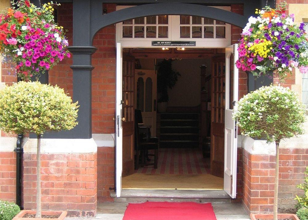 Colwall Park - Hotel, Bar & Restaurant Great Malvern Eksteriør billede